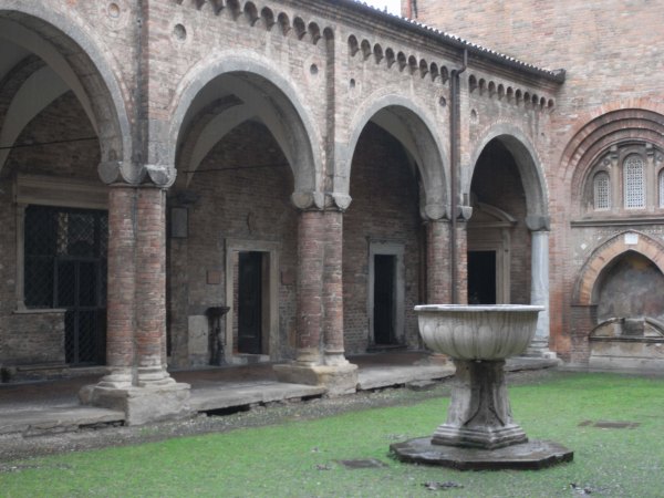 Bologna Santo Stefano