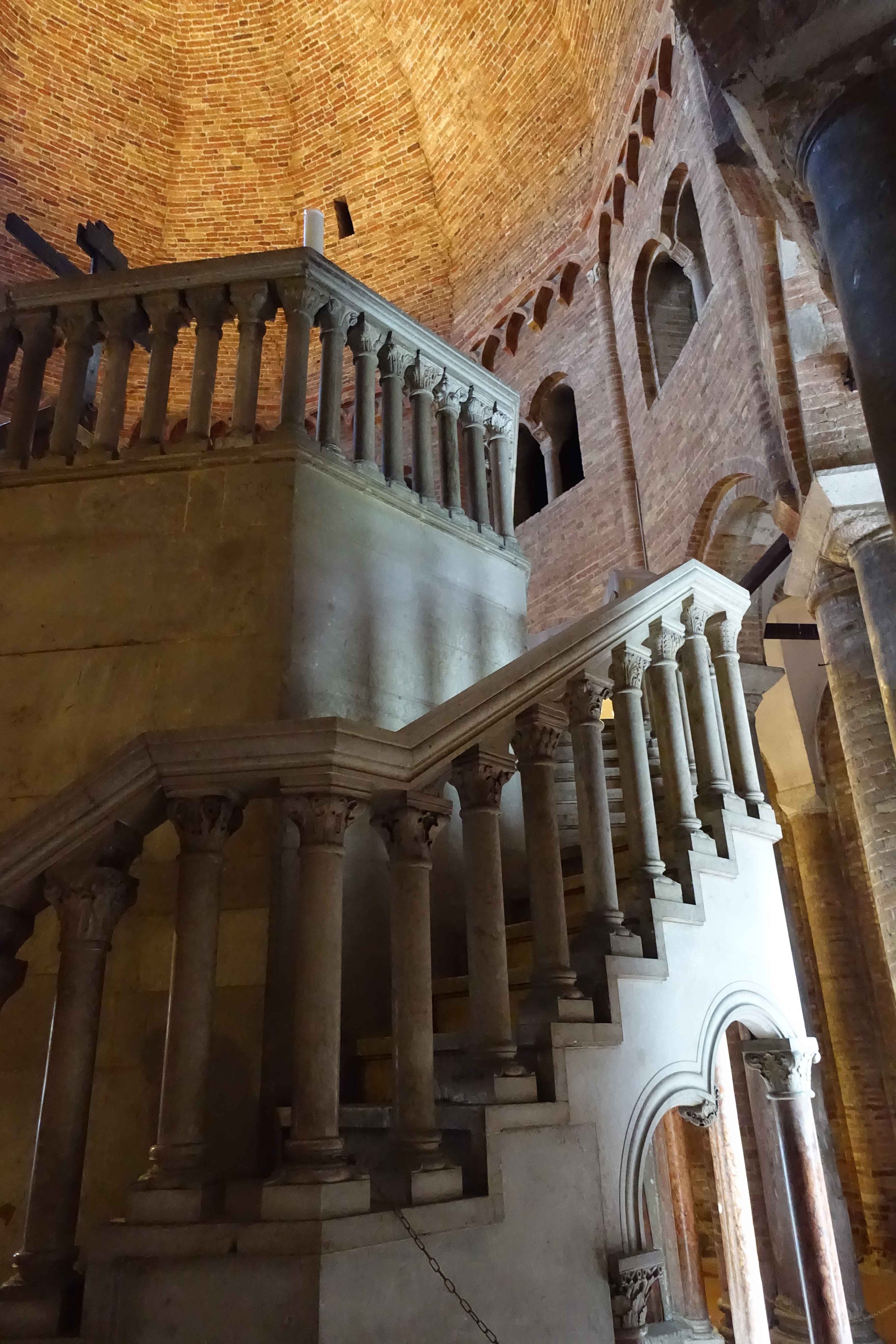 Bologna Santo Stefano