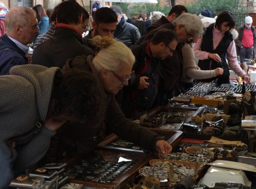bologna antique market
