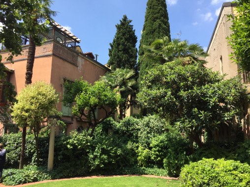 bologna via quadri 1