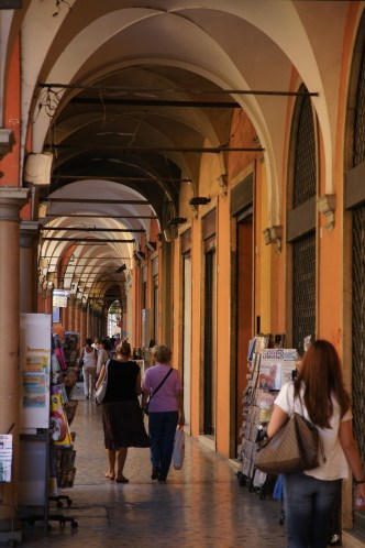 bologna portico