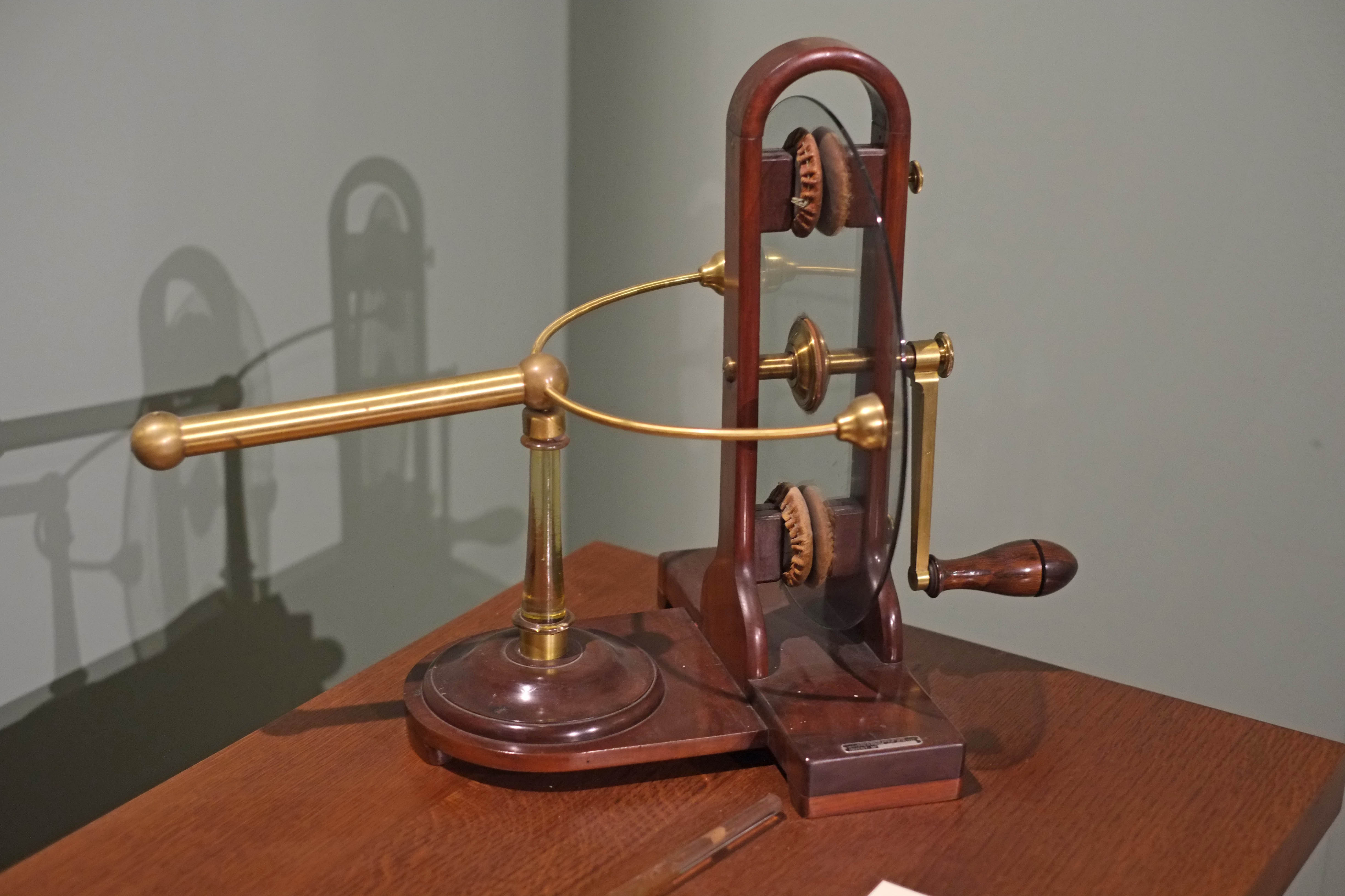 Ramsden electrostatic generator Pogg Museum