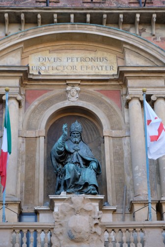 Pope Gregory statue Bologna