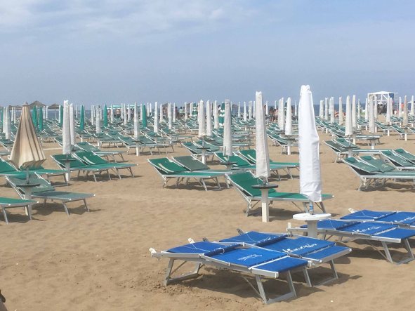 rimini beach blog